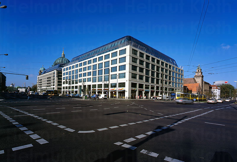 &copy; Helmut Kloth: Fertigzustand - Domaquaree Berlin