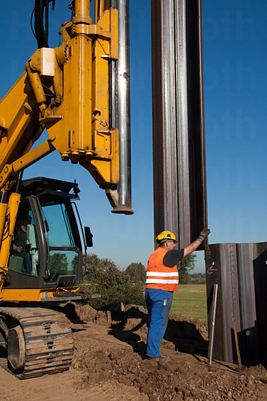 &copy; Helmut Kloth: Spundbohlen